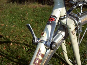 How to use old style bicycle gear shifters